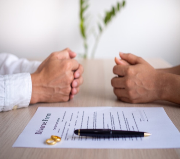 diritto all'assegno di mantenimento del coniuge dopo la separazione o il divorzio